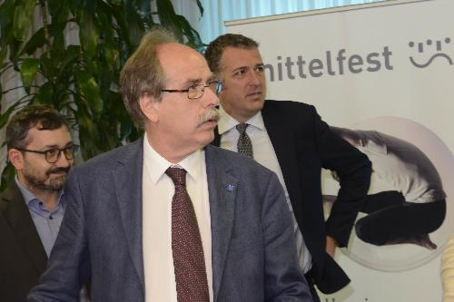 Fabrizio Pitton (Presidente Consiglio Provincia Udine), Gianni Torrenti (Assessore regionale Cultura, Sport e Solidarietà) e Stefano Balloch (Sindaco Cividale del Friuli) alla conferenza stampa di presentazione del Mittelfest - Udine 15/06/2017