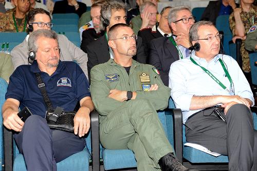 Sergio Bolzonello (Vicepresidente Regione FVG e assessore Attività produttive, Turismo e Cooperazione) al breefing dell'Air centric personnel recovery operatives course (Aproc) 2017 - Rivolto 22/06/2017