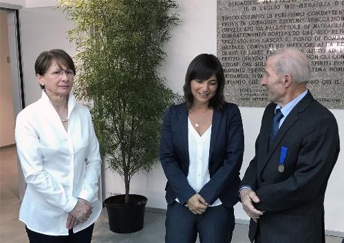 Debora Serracchiani (Presidente Regione Friuli Venezia Giulia) alla cerimonia di inaugurazione del nuovo Comando provinciale dei Carabinieri - Pordenone 23/06/2017
