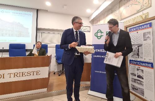 L'assessore Roberti (a sinistra) all'edizione 2024 di Juventussi