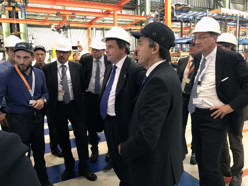 Carlo Calenda (Ministro Sviluppo economico) e Sergio Bolzonello (Vicepresidente Regione FVG e assessore Attività produttive, Turismo e Cooperazione) visitano la Wartsila - Trieste 12/07/2017