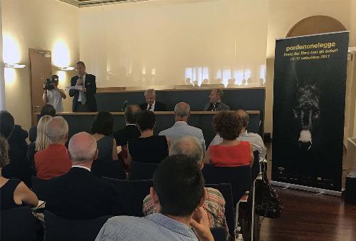 Sergio Bolzonello (Vicepresidente Regione FVG e assessore Attività produttive, Turismo e Cooperazione) alla conferenza stampa di presentazione della diciottesima edizione di Pordenonelegge - Pordenone 11/07/2017 