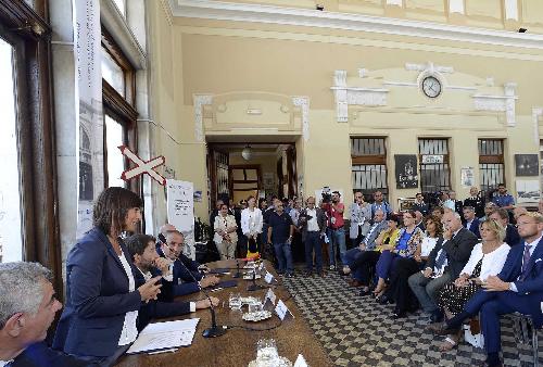 Debora Serracchiani (Presidente Regione Friuli Venezia Giulia) al Museo Ferroviario - Trieste 18/07/2017