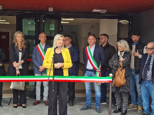 L'assessore regionale Cristina Amirante durante il suo intervento all'inaugurazione dell'istituto scolastico Carniello di Brugnera