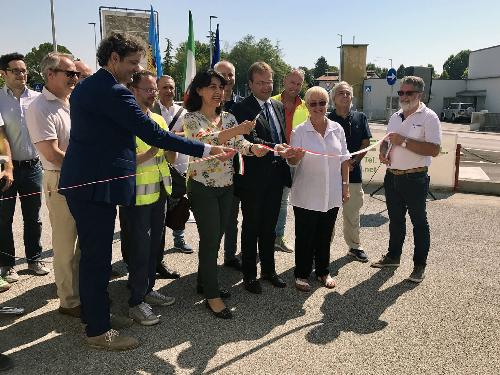 Mariagrazia Santoro (Assessore regionale Infrastrutture e Territorio) all'inaugurazione di un nuovo tratto della Strada del Mobile - Prata di Pordenone 01/08/2017