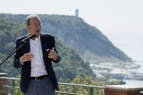 Sergio Bolzonello (Vicepresidente Regione FVG e assessore Attività produttive, Turismo e Cooperazione) alla riapertura dell'Infopoint di Sistiana - Duino Aurisina 18/08/2017 (Foto Massimo Cetin)