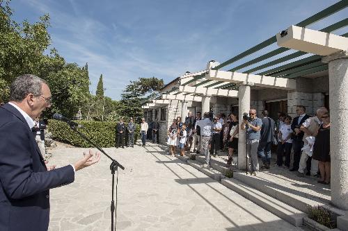 Sergio Bolzonello (Vicepresidente Regione FVG e assessore Attività produttive, Turismo e Cooperazione) alla riapertura dell'Infopoint di Sistiana - Duino Aurisina 18/08/2017 (Foto Massimo Cetin)