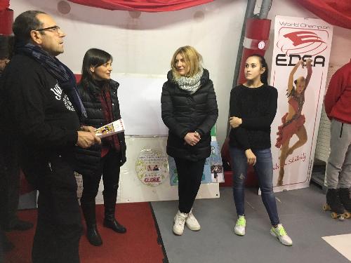 Debora Serracchiani (Presidente Regione Friuli Venezia Giulia) visita l'impianto del pattinaggio artistico Triestino di via Costalunga e incontra Silvia Stibilj (Campionessa mondiale pattinaggio artistico) e lo staff tecnico e dirigenziale della società sportiva - Trieste 2017