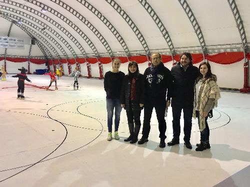 Debora Serracchiani (Presidente Regione Friuli Venezia Giulia) visita l'impianto del pattinaggio artistico Triestino di via Costalunga e incontra Silvia Stibilj (Campionessa mondiale pattinaggio artistico) e lo staff tecnico e dirigenziale della società sportiva - Trieste 2017