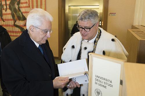 Sergio Mattarella (Presidente della Repubblica) e Alberto Felice De Toni (Rettore Università Udine) alla cerimonia di inaugurazione dell'Anno Accademico dell'Università di Udine - Udine 13/11/2017