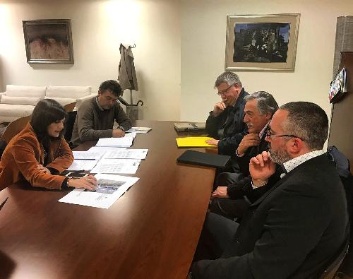 Debora Serracchiani (Presidente Regione Friuli Venezia Giulia) durante l'incontro con il comitato Cavarzerani, rappresentato da Romeo Tuliozzi (Presidente comitato), Flavio Cosatto e Paolo Crociani - Udine 27/11/2017