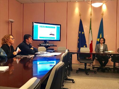 Sara Vito (Assessore regionale Ambiente ed Energia) alla riunione con i soggetti interessati alla costituzione del Contratto di fiume sullo Judrio - Gorizia 29/11/2017