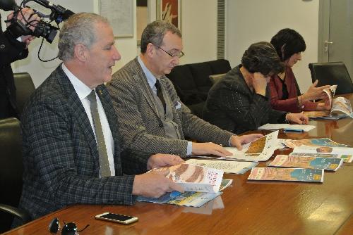 Massimo Brini (Assessore Turismo Comune Lignano Sabbiadoro) e Sergio Bolzonello (Vicepresidente Regione FVG e assessore Attività produttive, Turismo e Cooperazione) alla presentazione del programma di "Natale d'a...mare" - Udine 05/12/2017