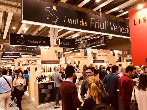 Lo stand del Friuli Venezia Giulia alla 52ª edizione di Vinitaly - Verona 15/04/2018 