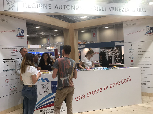 Lo stand del Friuli Venezia Giulia al Salone del libro di Torino