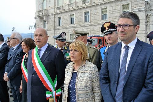 L'assessore alle Autonomie locali, sicurezza e politiche comunitarie, Pierpaolo Roberti, alla cerimonia dell'ammaina bandiera solenne