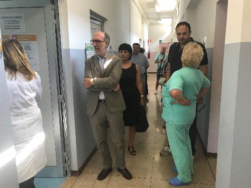 il vicegovernatore e assessore alla Sanità Riccardo Riccardi in visita al poliambulatorio 