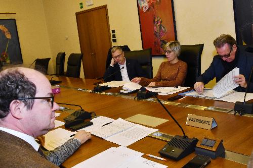 La seduta di Giunta regionale presieduta dal vicegovernatore Mario Anzil