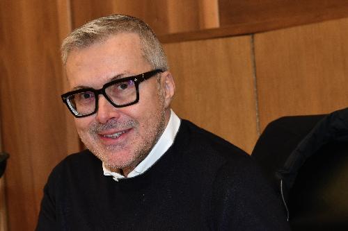 L'assessore regionale alle Attività produttive e turismo Sergio Emidio Bini in Giunta