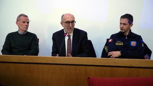 L'intervento dell'assessore regionale alla Protezione civile durante il Consiglio comunale di Cervignano