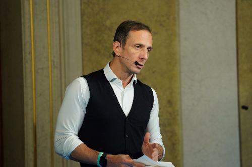 Il governatore del Friuli Venezia Giulia Massimiliano Fedriga nel corso del suo intervento alla conferenza stampa di fine anno svoltasi oggi a Trieste