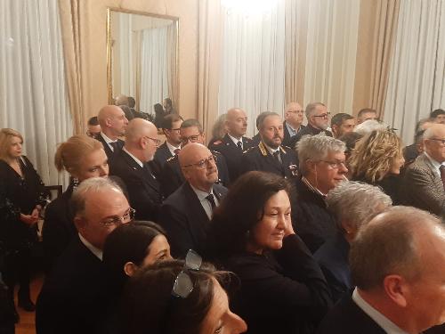 Uno scatto durante il ricevimento prefettizio. Al centro l'assessore Callari