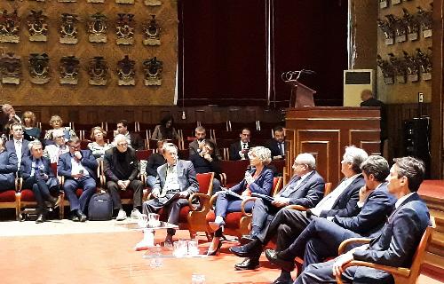 L'assessore regionale alle Finanze del Friuli Venezia Giulia Barbara Zilli interviene durante la presentazione del Rapporto annuale della Fondazione Nordest, a Padova