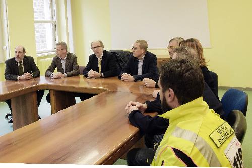 Il vicegovernatore del Friuli Venezia Giulia, Riccardo Riccardi all'incontro con gli operatori del 118 di Trieste