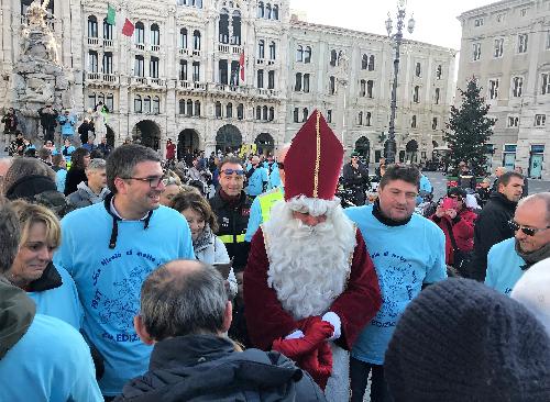 L'assessore regionale alle Autonomie locali e sicurezza, Pierpaolo Roberti, a Trieste in occasione della manifestazione San Nicolò si mette in moto 2018.