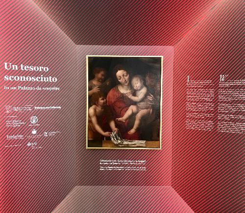 Il quadro di Bernardino Luini "Madonna con Gesù Bambino e angeli", esposto nel Palazzo della Regione a Trieste