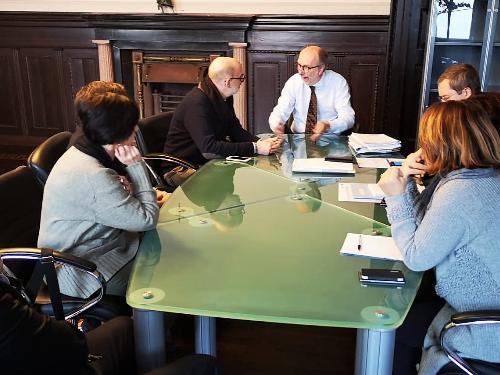 Il vicegovernatore Riccardi con l'assessore alle Politiche sociali del Comune di Trieste, Carlo Grilli, durante l'incontro sulla Mia.