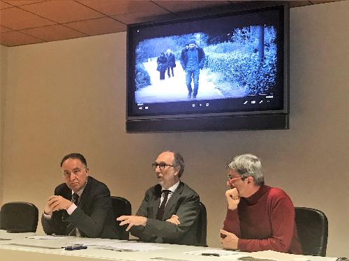 Il vicegovernatore del Friuli Venezia Giulia con delega alla Salute, Riccardo Riccardi (al centro), con il presidente di Federsanità Anci Fvg, Giuseppe Napoli (a sx) e il direttore dell'Area promozione salute e prevenzione della Regione, Paolo Pischiutti -  Udine, 17 gennaio.