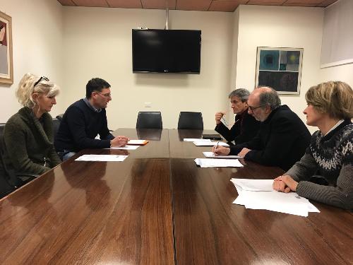 Il vicegovernatore del Friuli Venezia Giulia con delega alla Salute, Riccardo Riccardi, nel corso dell'incontro con i rappresentanti dell'Associazione Italiana Celiachia del Friuli Venezia Giulia (Aic Fvg) - Udine, 23 gennaio 2018.