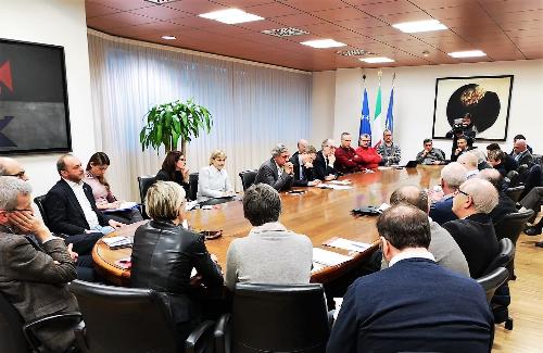 Il vicegovernatore del Friuli Venezia Giulia con delega alla Salute, Riccardo Riccardi, durante l'incontro con i sindacati della dirigenza medica-veterinaria e della dirigenza sanitaria, professionale, tecnica e amministrativa.