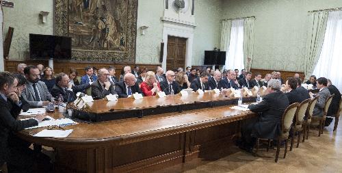 Il vicegovernatore del Friuli Venezia Giulia Riccardo Riccardi al tavolo della conferenza Stato-Regioni a Roma