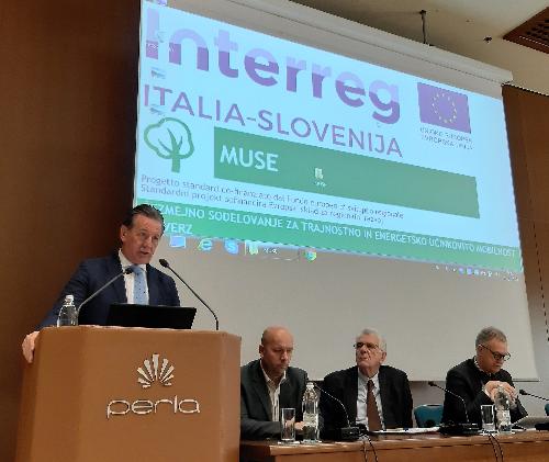 L'assessore regionale all'Ambiente e Energia Fabio Scoccimarro interviene all'apertura della tavola rotonda del progetto Interreg Muse a Nova Gorica (Slovenia).