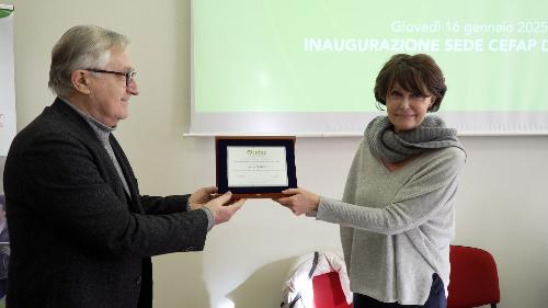 L'assessore regionale a Lavoro e Formazione Alessia Rosolen con il presidente del Cefap Sergio Vello all'inaugurazione della nuova sede del Cefap a Paluzza