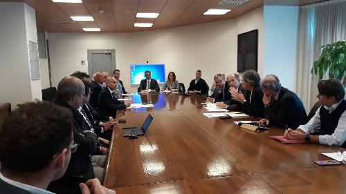 L'incontro a Udine tra Regione e delegazione di imprenditori di Confindustria Tolmezzo