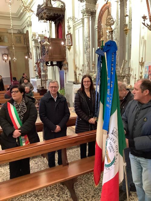 L'assessore Zannier nella chiesa di Toppo di Travesio