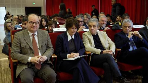 Il vice governatore con delega alla Cultura Mario Anzil e l'assessore regionale all'Istruzione e formazione Alessia Rosolen all'inaugurazione dell'anno accademico dell'Accademia di Belle arti "Tiepolo"