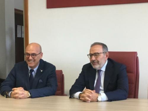 L'assessore regionale alla Funzione pubblica, semplificazione e sistemi informativi, Sebastiano Callari assieme al presidente del tribunale di Pordenone, Lanfranco Maria Tenaglia -  Pordenone, 4 giugno 2019