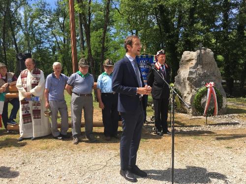 Il governatore del Friuli Venezia Giulia Massimiliano Fedriga interviene alla cerimonia in ricordo dei martiri della Brigata Osoppo presso il cippo a loro dedicato a Bosco Romagno, Cividale.