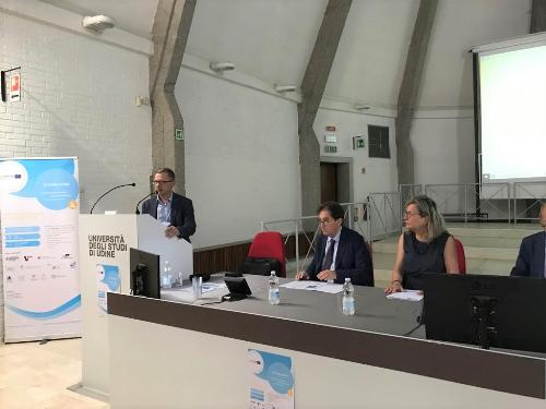 L'assessore  regionale alle Risorse Agroalimentari, forestali e ittiche Stefano Zannier, apre il convegno dedicato al progetto del Programma Ue Interreg V Italia-Croazia 2017-2020