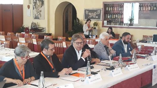 L'assessore al Turismo del Friuli Venezia Giulia, Sergio Emidio Bini, oggi ad Aquileia, con i soci fondatori dell'associazione Europa Romea Strata (Aers).