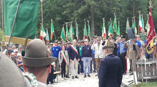 Il vicegovernatore del Friuli Venezia Giulia Riccardo Riccardi al 25° incontro alpino organizzato dai gruppi Ana della Val Saisera