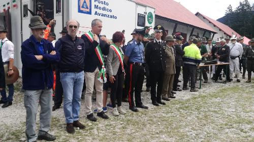 Riccardo Riccardi al 25° incontro alpino organizzato dai gruppi Ana della Val Saisera