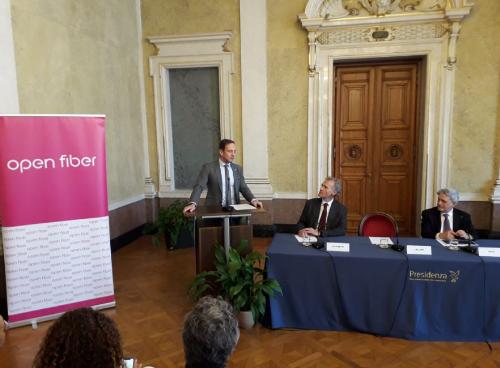 L'intervento iniziale del governatore Massimiliano Fedriga.
