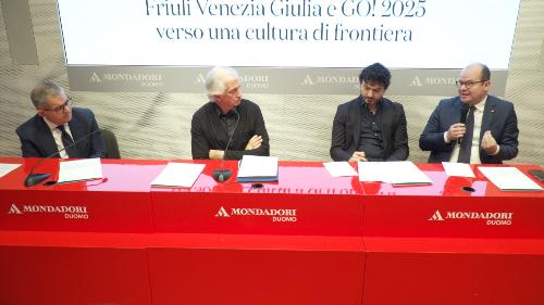 Il vicegovernatore del Friuli Venezia Giulia con delega alla Cultura Mario Anzil alla presentazione della vetrina di eventi a Milano dal 10 al 22 febbraio in occasione della Capitale europea della Cultura GO! 2025.