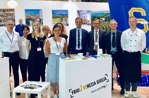 Il governatore Massimiliano Fedriga, allo stand del Friuli Venezia Giulia al 40° Meeting di Rimini.
