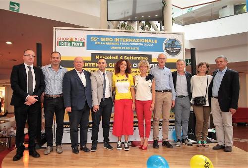 L'assessore regionale Barbara Zilli interviene alla presentazione del 55° Giro ciclistico internazionale del Friuli Venezia Giulia a Martignacco